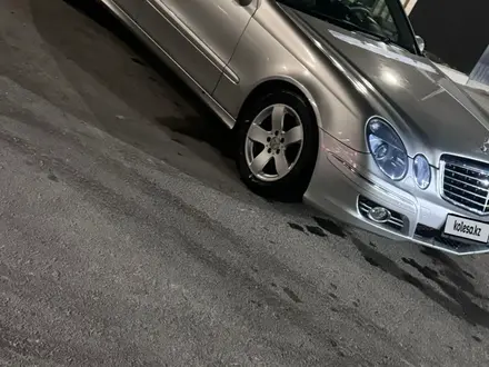 Mercedes-Benz E 240 2003 года за 4 000 000 тг. в Уральск – фото 5