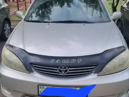 Toyota Camry 2005 года за 4 650 000 тг. в Семей – фото 2
