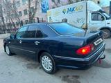 Mercedes-Benz E 200 1997 года за 2 300 000 тг. в Астана – фото 3