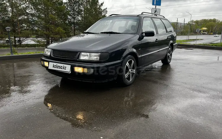 Volkswagen Passat 1994 годаүшін2 100 000 тг. в Усть-Каменогорск