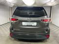 Toyota Highlander Prestige 2014 года за 12 400 000 тг. в Алматы – фото 4