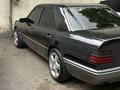 Mercedes-Benz E 200 1994 года за 2 800 000 тг. в Шымкент