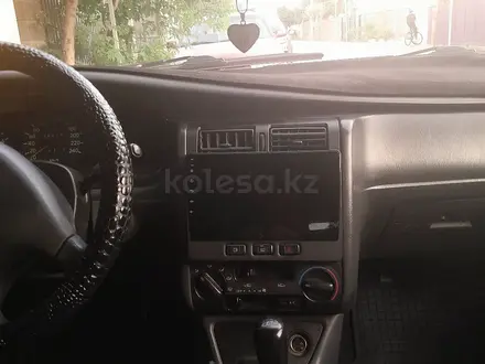 Toyota Carina E 1996 года за 2 350 000 тг. в Алматы – фото 12