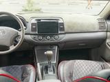 Toyota Camry 2004 года за 4 800 000 тг. в Семей – фото 4