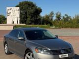 Volkswagen Passat 2013 года за 4 650 000 тг. в Уральск