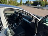 Volkswagen Passat 2013 года за 4 650 000 тг. в Уральск – фото 3
