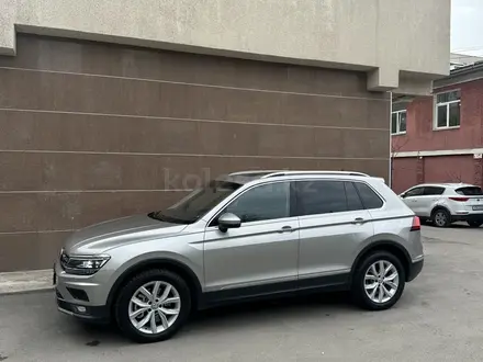 Volkswagen Tiguan 2018 года за 11 000 000 тг. в Алматы – фото 2