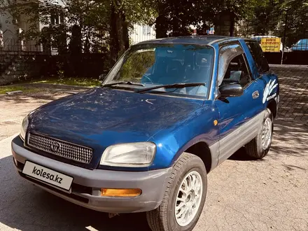 Toyota RAV4 1996 года за 2 400 000 тг. в Алматы – фото 2
