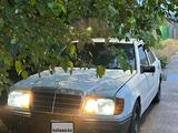 Mercedes-Benz E 200 1985 года за 750 000 тг. в Тараз – фото 4