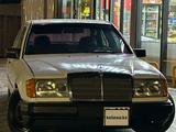 Mercedes-Benz E 200 1985 года за 750 000 тг. в Тараз