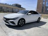 Hyundai Elantra 2023 годаүшін9 600 000 тг. в Петропавловск