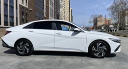 Hyundai Elantra 2023 года за 9 300 000 тг. в Петропавловск – фото 5