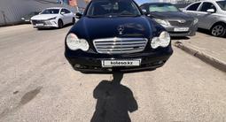 Mercedes-Benz C 200 2001 годаүшін3 200 000 тг. в Астана – фото 2