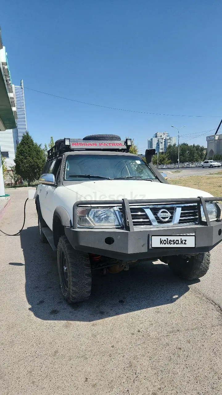 Nissan Patrol, 1999
