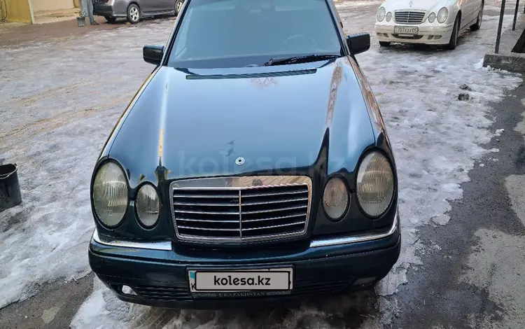 Mercedes-Benz E 230 1996 годаүшін2 800 000 тг. в Алматы
