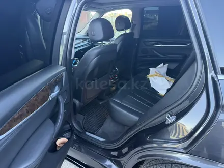 BMW X5 2015 года за 18 000 000 тг. в Атырау – фото 4