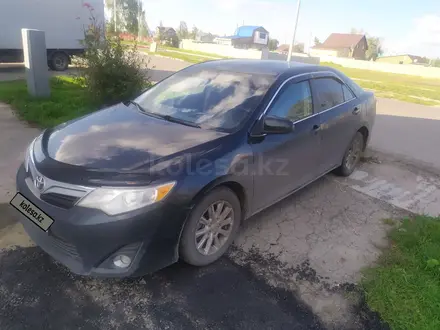 Toyota Camry 2012 года за 6 500 000 тг. в Петропавловск – фото 2