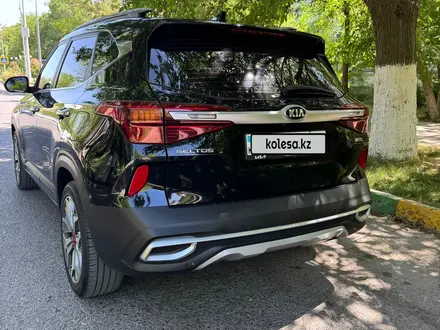 Kia Seltos 2020 года за 10 500 000 тг. в Шымкент – фото 2