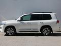 Toyota Land Cruiser Luxe 2016 года за 36 490 000 тг. в Астана – фото 3