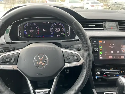 Volkswagen Passat 2022 года за 24 000 000 тг. в Астана – фото 12