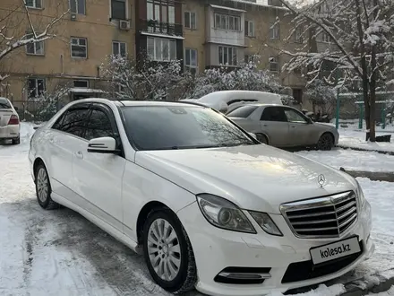 Mercedes-Benz E 200 2013 года за 9 400 000 тг. в Алматы – фото 2