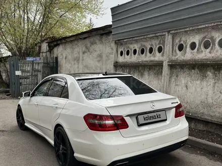 Mercedes-Benz E 200 2013 года за 9 400 000 тг. в Алматы – фото 13