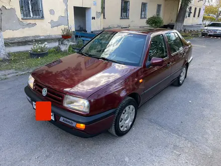 Volkswagen Vento 1992 года за 2 295 000 тг. в Караганда – фото 6