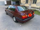 Volkswagen Vento 1992 годаfor2 295 000 тг. в Караганда