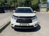 Toyota Highlander 2014 годаүшін16 000 000 тг. в Алматы