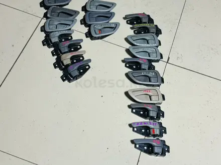 Ручка внутренняя TOYOTA ARISTO LEXUS GS300 за 5 000 тг. в Астана