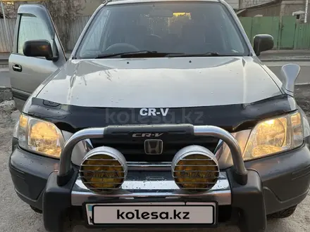 Honda CR-V 1997 года за 3 300 000 тг. в Алматы – фото 5