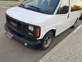 GMC Savana 2002 годаүшін6 500 000 тг. в Астана – фото 4