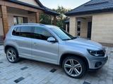 Volkswagen Tiguan 2015 года за 7 200 000 тг. в Алматы – фото 2