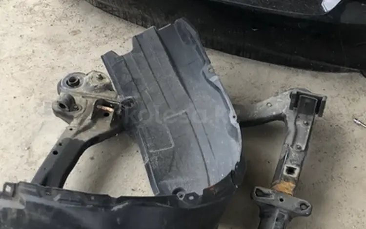 Подкрыльники за 15 000 тг. в Алматы