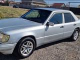 Mercedes-Benz E 220 1993 года за 2 500 000 тг. в Алматы – фото 2