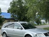 Volkswagen Passat 2004 годаүшін2 800 000 тг. в Уральск – фото 3