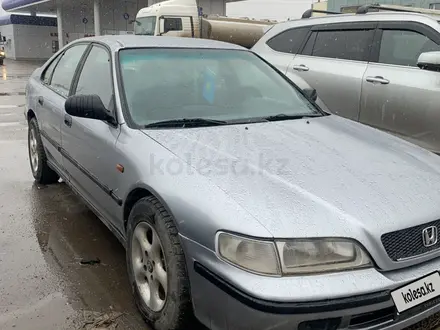 Honda Accord 1996 года за 1 700 000 тг. в Астана – фото 2