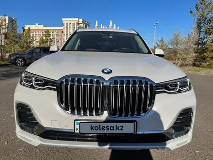 BMW X7 2021 года за 47 900 000 тг. в Астана – фото 2