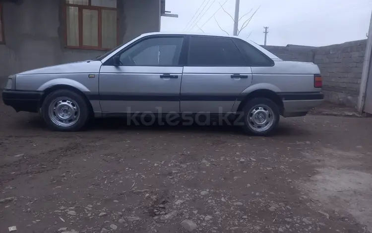 Volkswagen Passat 1988 годаfor600 000 тг. в Сарыагаш