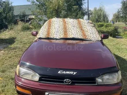 Toyota Camry 1993 года за 1 700 000 тг. в Алматы – фото 2