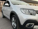 Renault Sandero Stepway 2020 года за 6 750 000 тг. в Караганда – фото 2