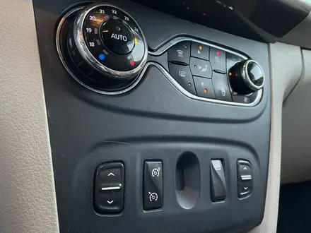 Renault Logan 2015 года за 3 300 000 тг. в Уральск – фото 13