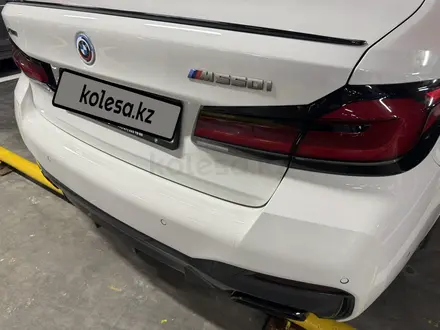 BMW 550 2023 года за 45 000 000 тг. в Алматы