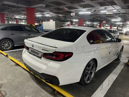 BMW 550 2023 года за 45 000 000 тг. в Алматы – фото 2