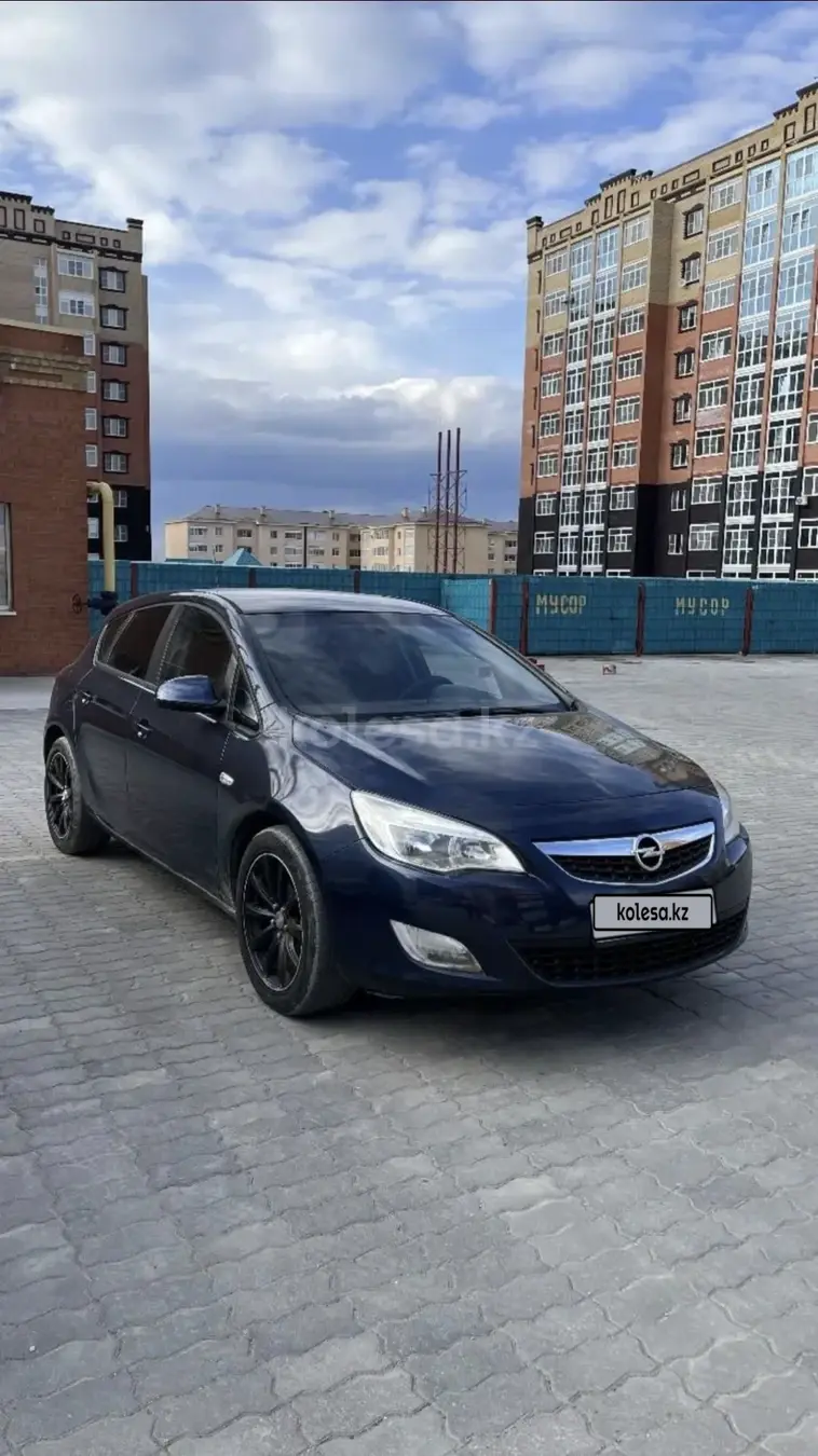 Opel Astra, 2010