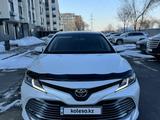 Toyota Camry 2018 годаүшін12 500 000 тг. в Алматы – фото 2