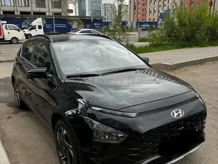 Hyundai Bayon 2023 годаүшін8 700 000 тг. в Астана – фото 4