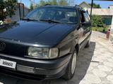 Volkswagen Passat 1993 годаfor2 000 000 тг. в Алматы – фото 5