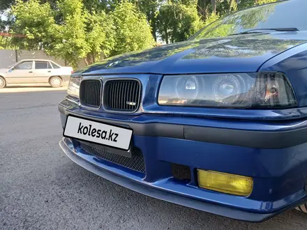 BMW 318 1992 года за 1 800 000 тг. в Алматы – фото 8