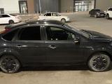 Ford Focus 2010 года за 2 800 000 тг. в Актау – фото 2